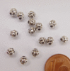 20 kleine Laternen Metallperlen Spacer 1403 ***