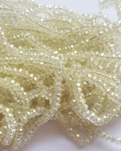 Glasschliffperlen petit 1.5mm Strang clear crystal gold lüster (703)